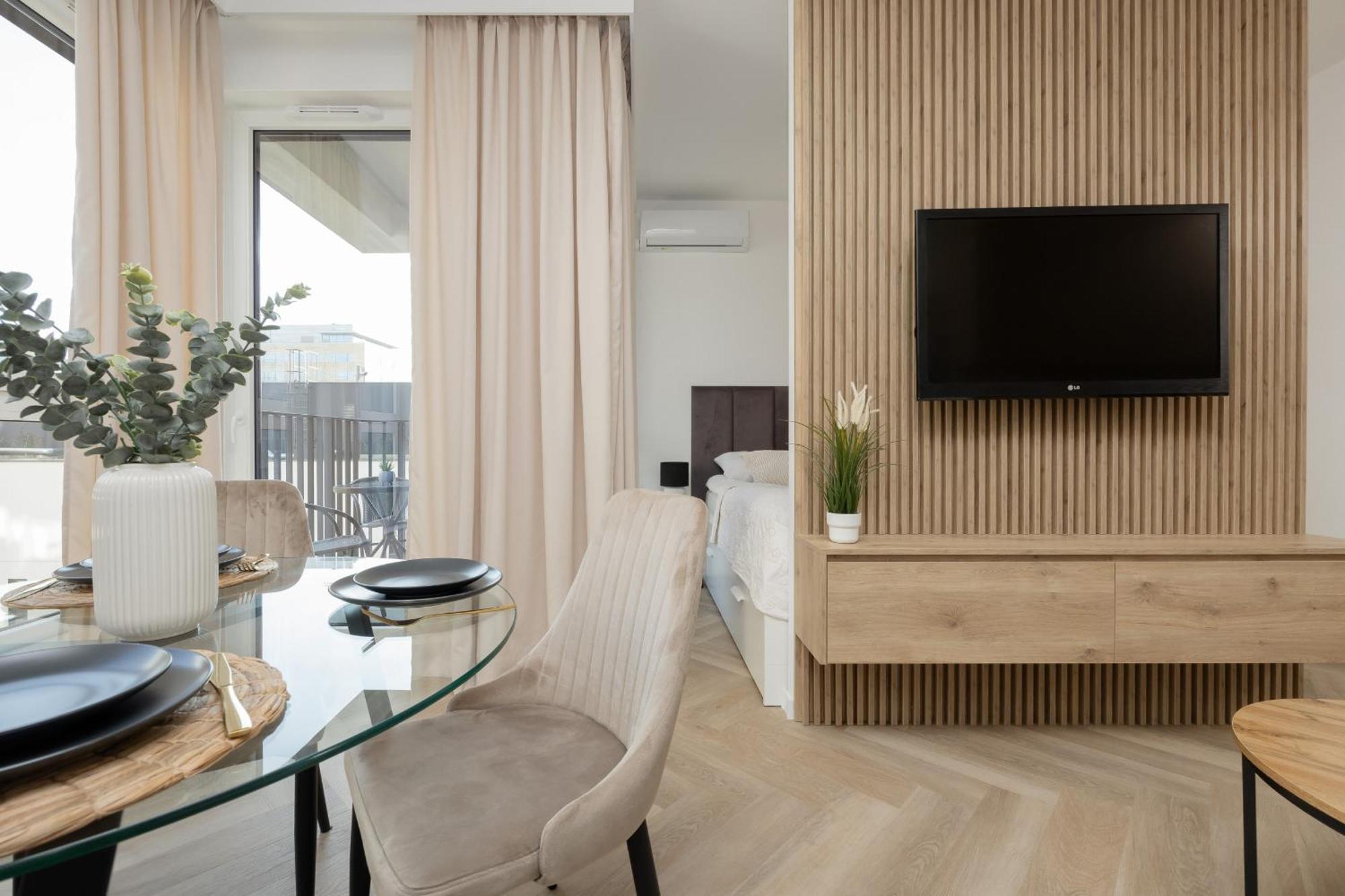 Elegant Mokotow With Balcony And Parking By Renters Apartmán Varšava